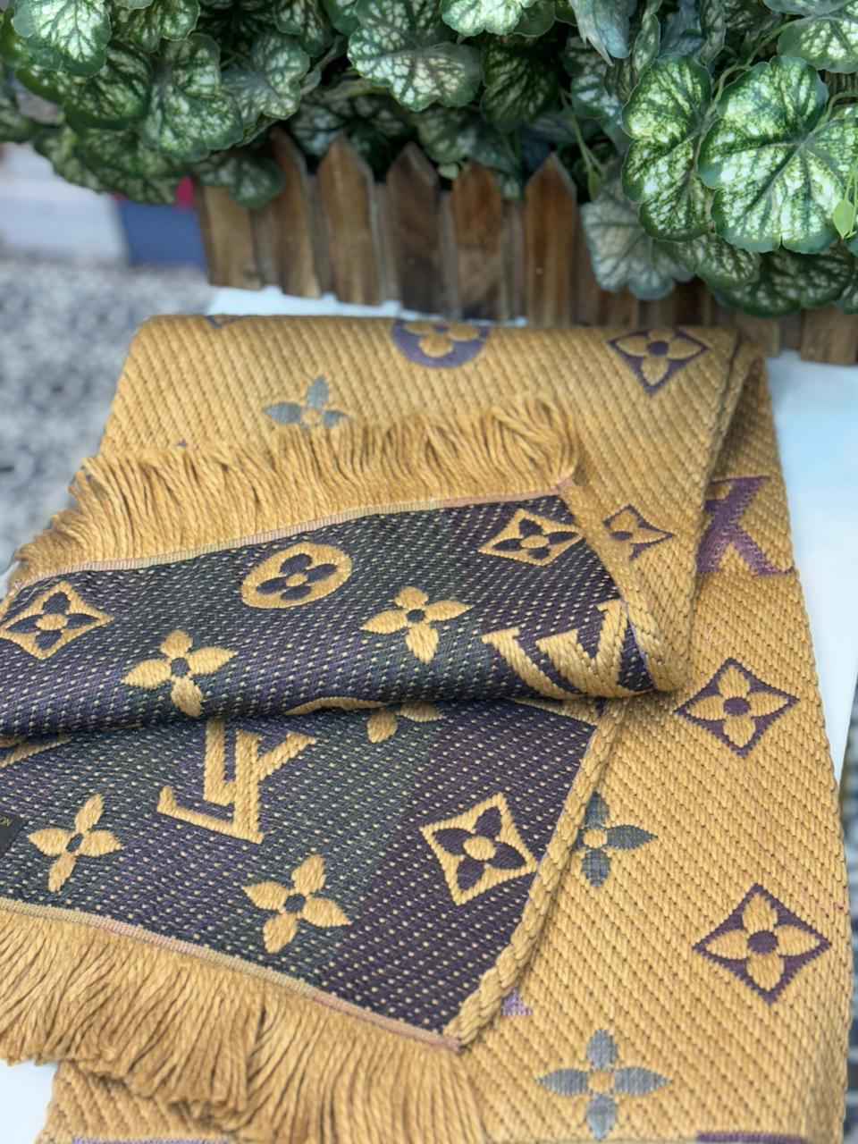 Luxury Louis Vuitton Twill Muffler for Unisex
