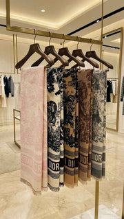 Luxury Christian Dior fully warm shawl