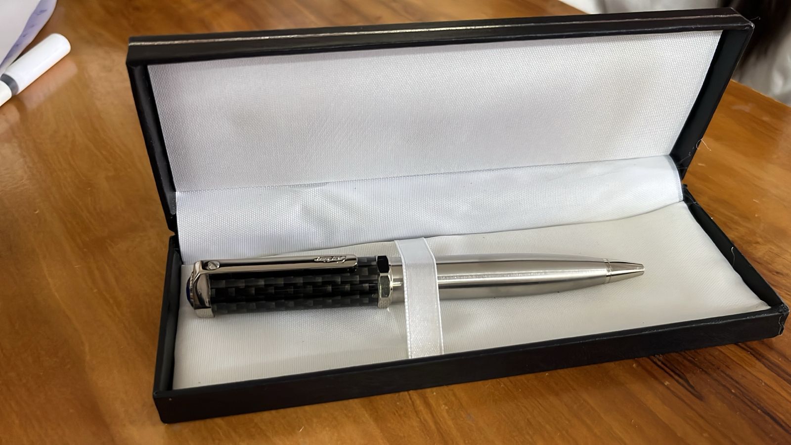 Car Premium Pen Set – Luxury Writing Edition ( Pack of 2)