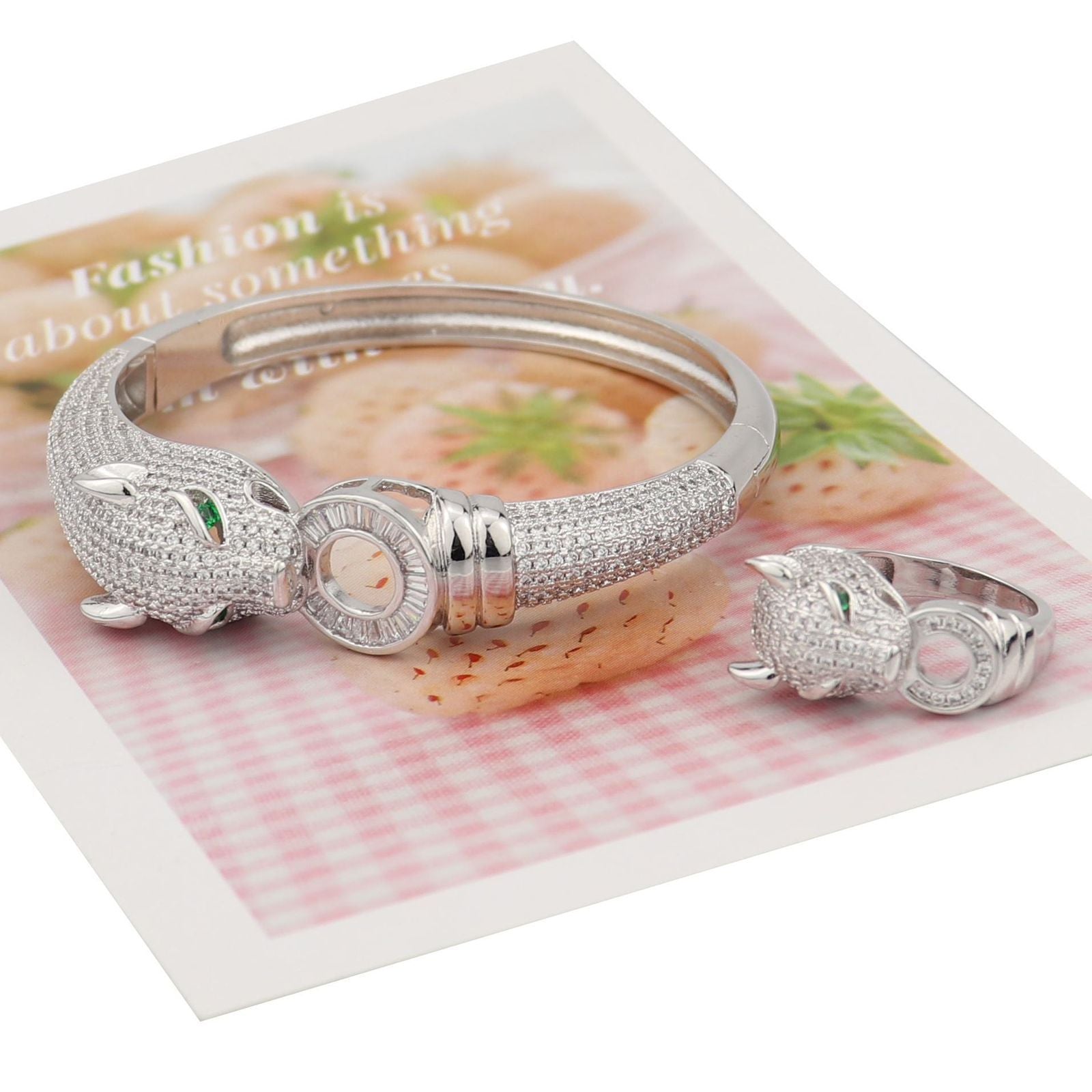 Car Bracelet with Ring – Latest Luxury Jewellery Set
