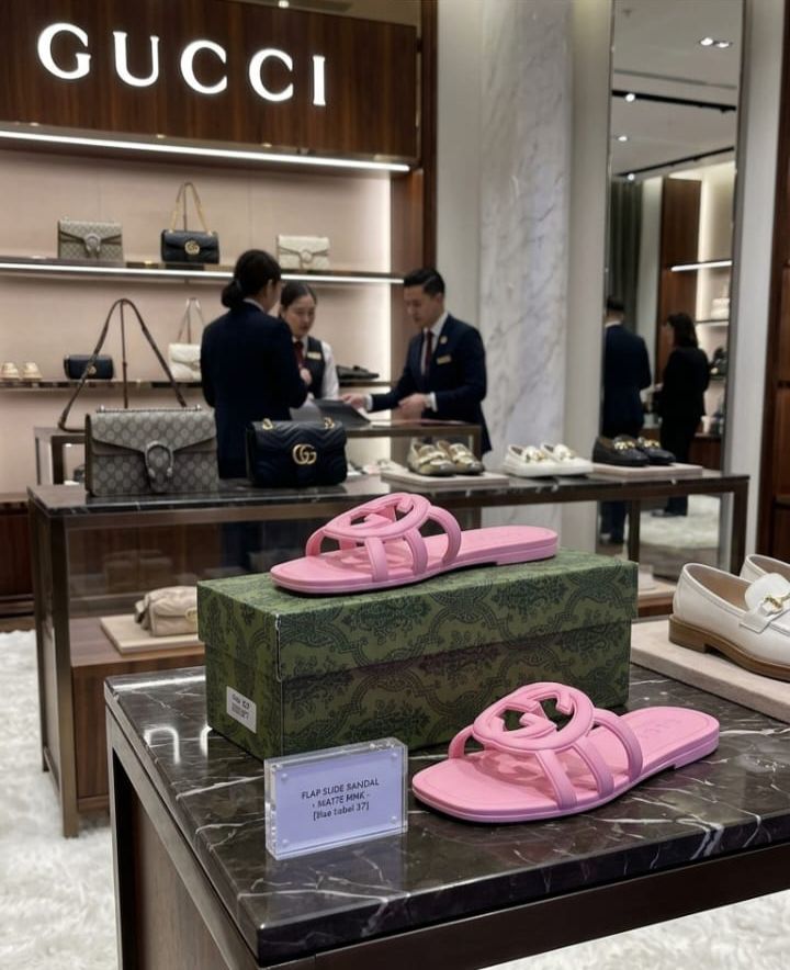 Guc Flats – Premium Designer Footwear