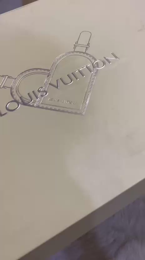 Load video: Luxury Lou iconic capuchins for women