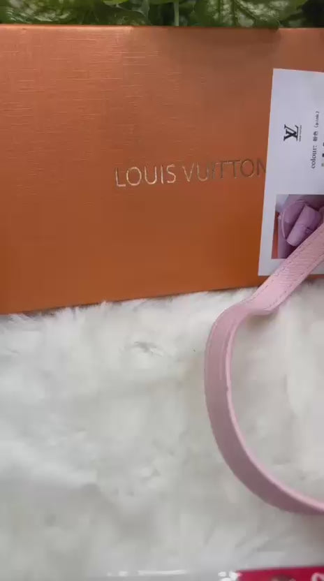Load video: Lo Mono  Diane Nano Bag – Premium Mini Designer Bag with 2 Belts