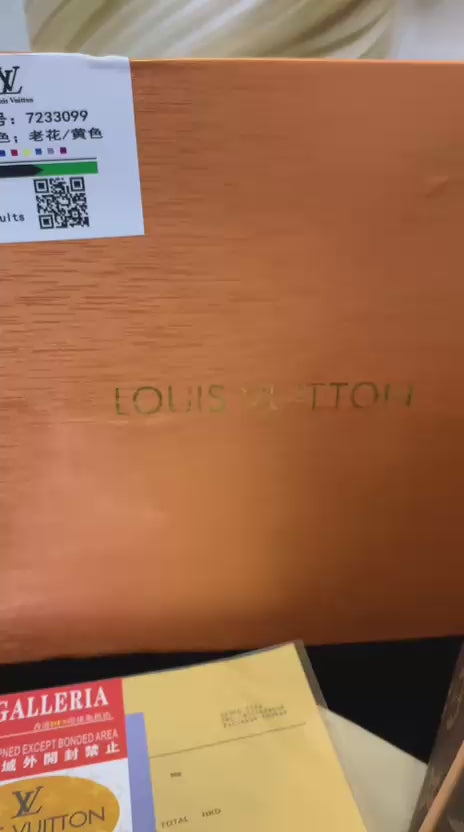 Load video: Lo speedy bag