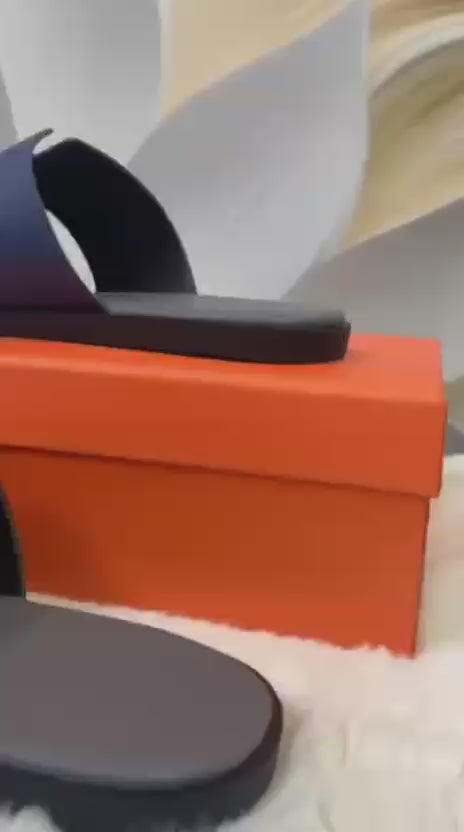 Load video: Her Slip-Ons for Men – Premium Designer Casual Slip-ons
