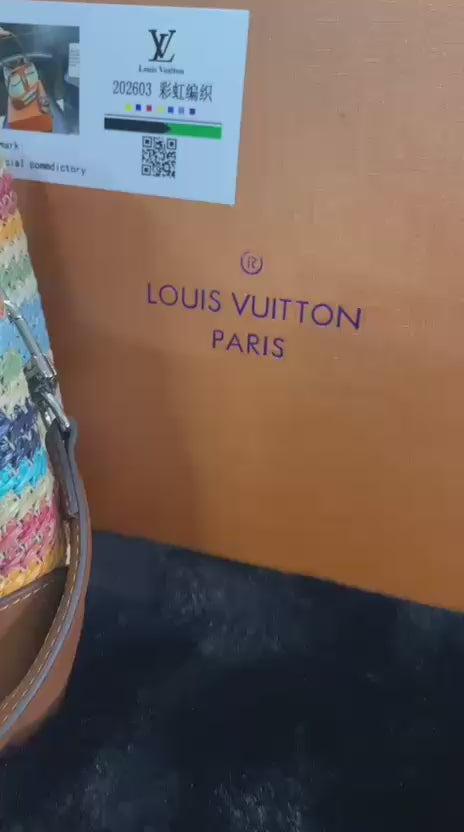 Load video: Luxury bucket multi COLOR